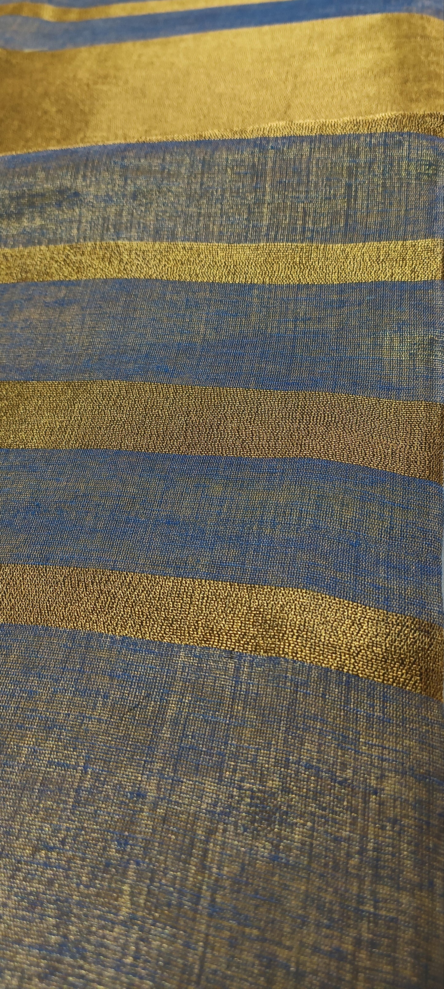 Noor-e-Neel Tissue Linen Saree