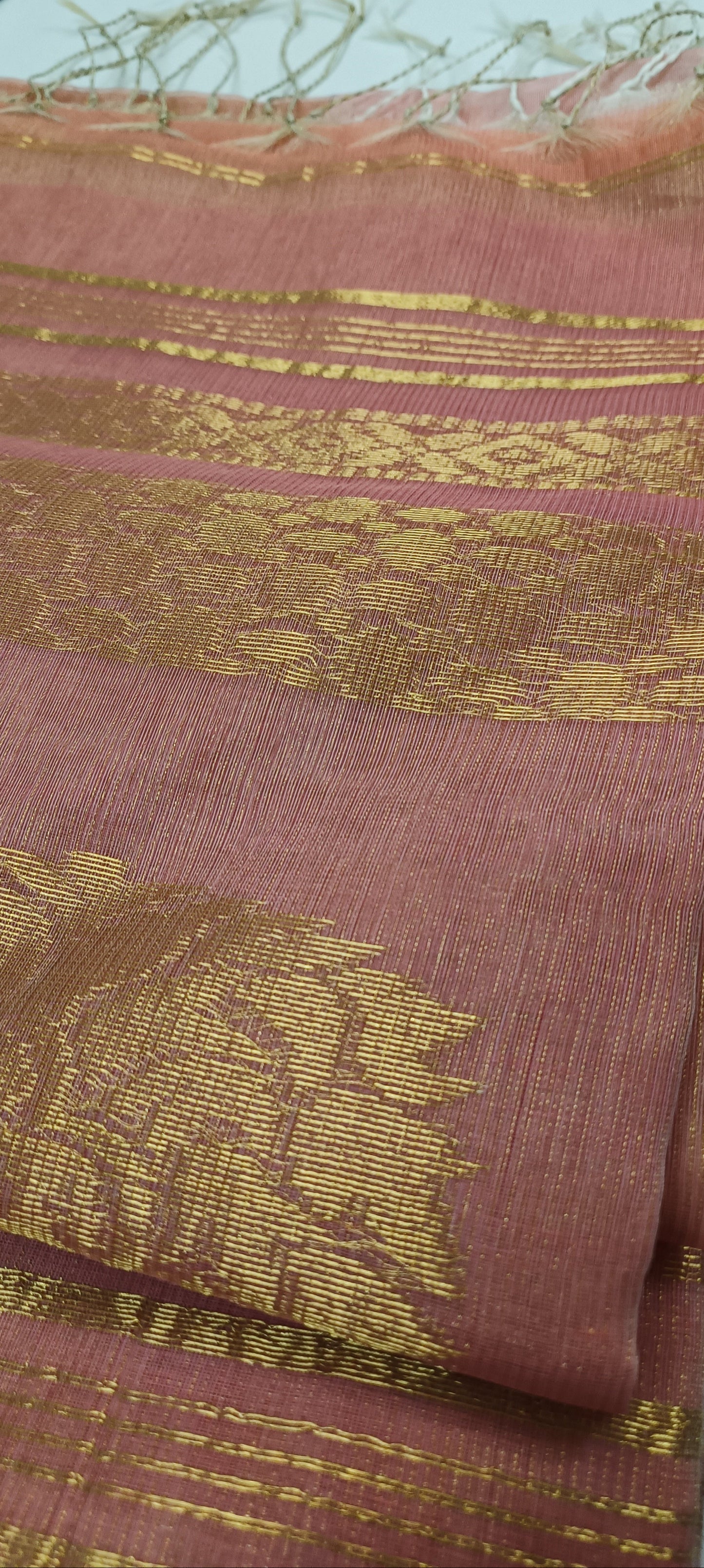 Sondhi Gulabi Tissue Muslin Saree