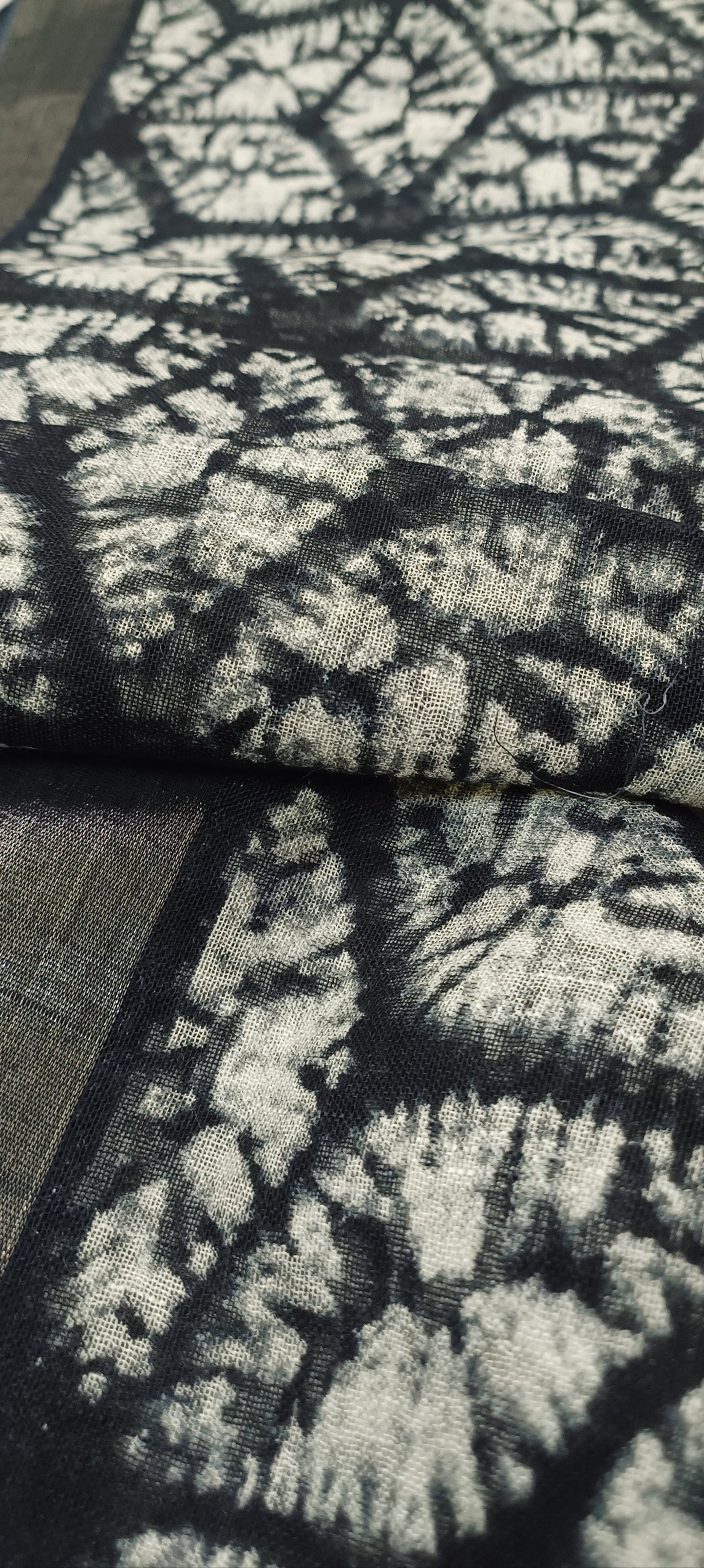 Eclipse Shadow Ajrakh Print Linen Saree