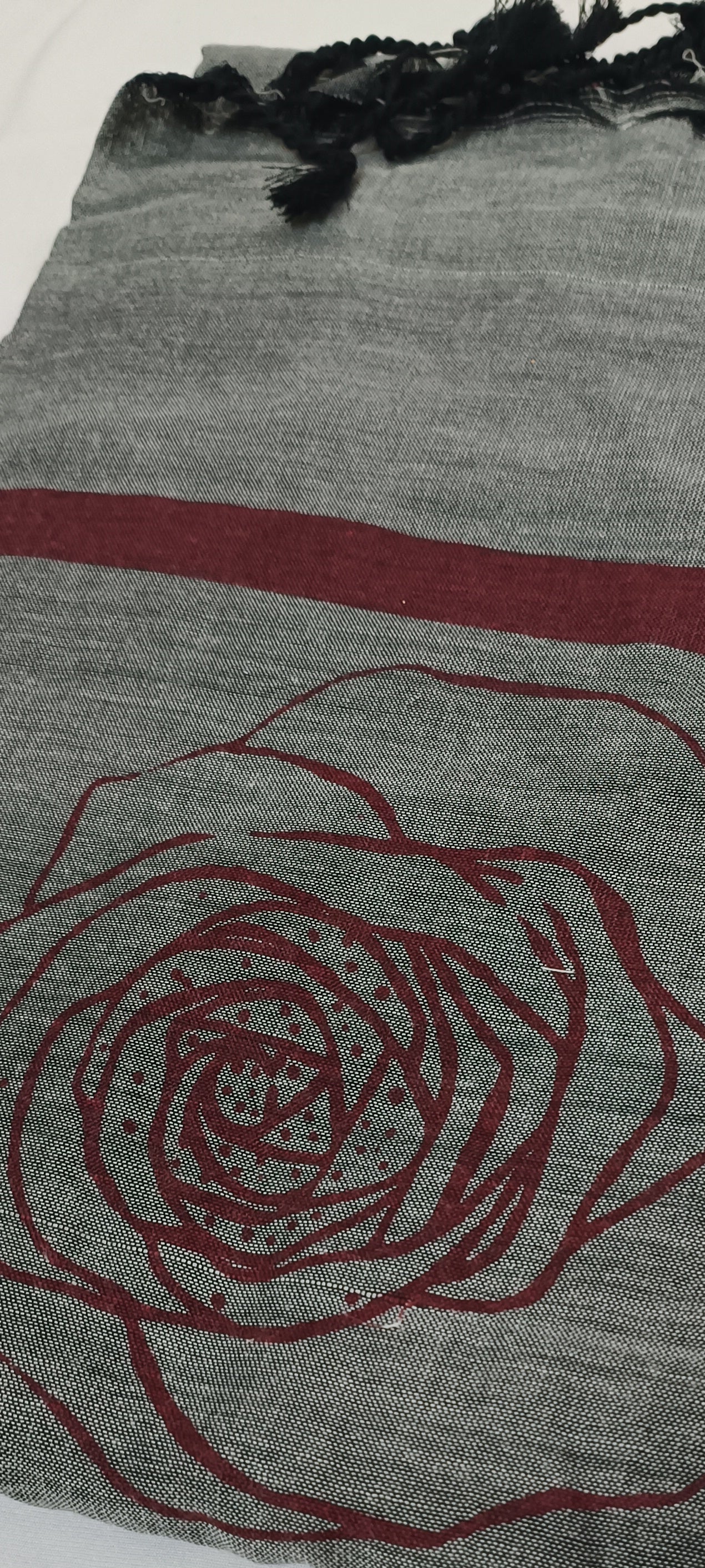 Ashrose Whisper Motka Print Cotton Saree