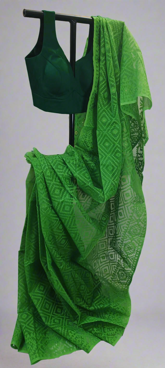 Parrot Whisper Dhakai Taant Saree