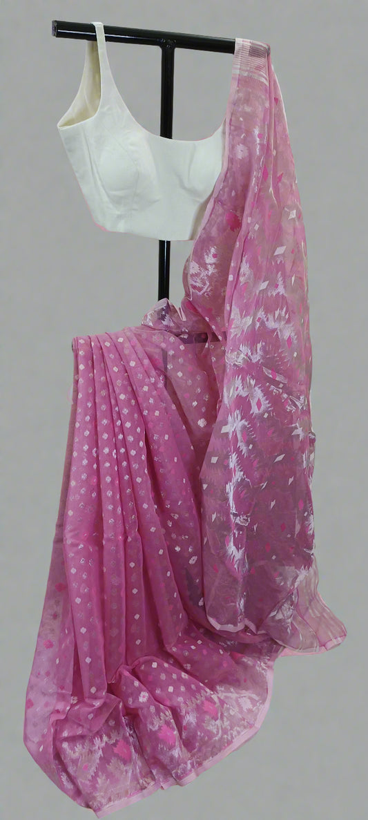 Gulchhadi Veil Dhakai Taant Saree