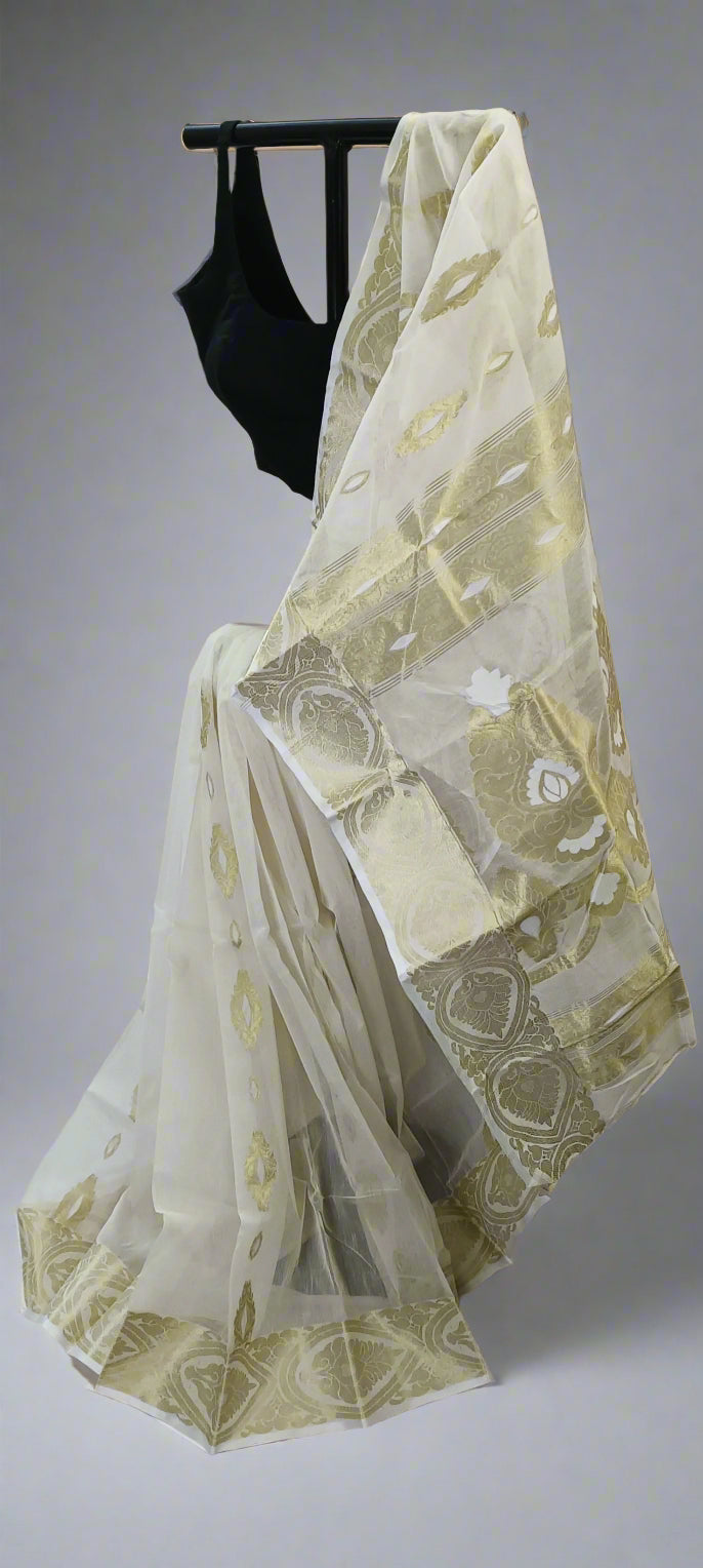 Temple Dew Dhakai Taant Saree