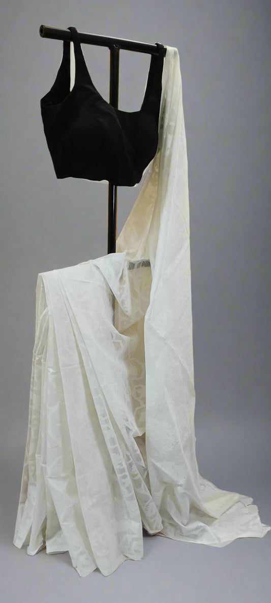 SHAANTIDHAARA White Jamdani Cotton Saree