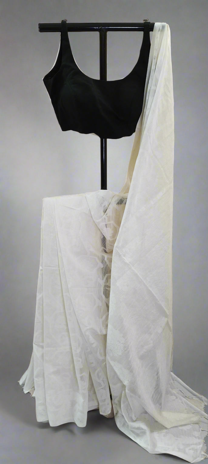 SHAANTIDHAARA White Jamdani Cotton Saree