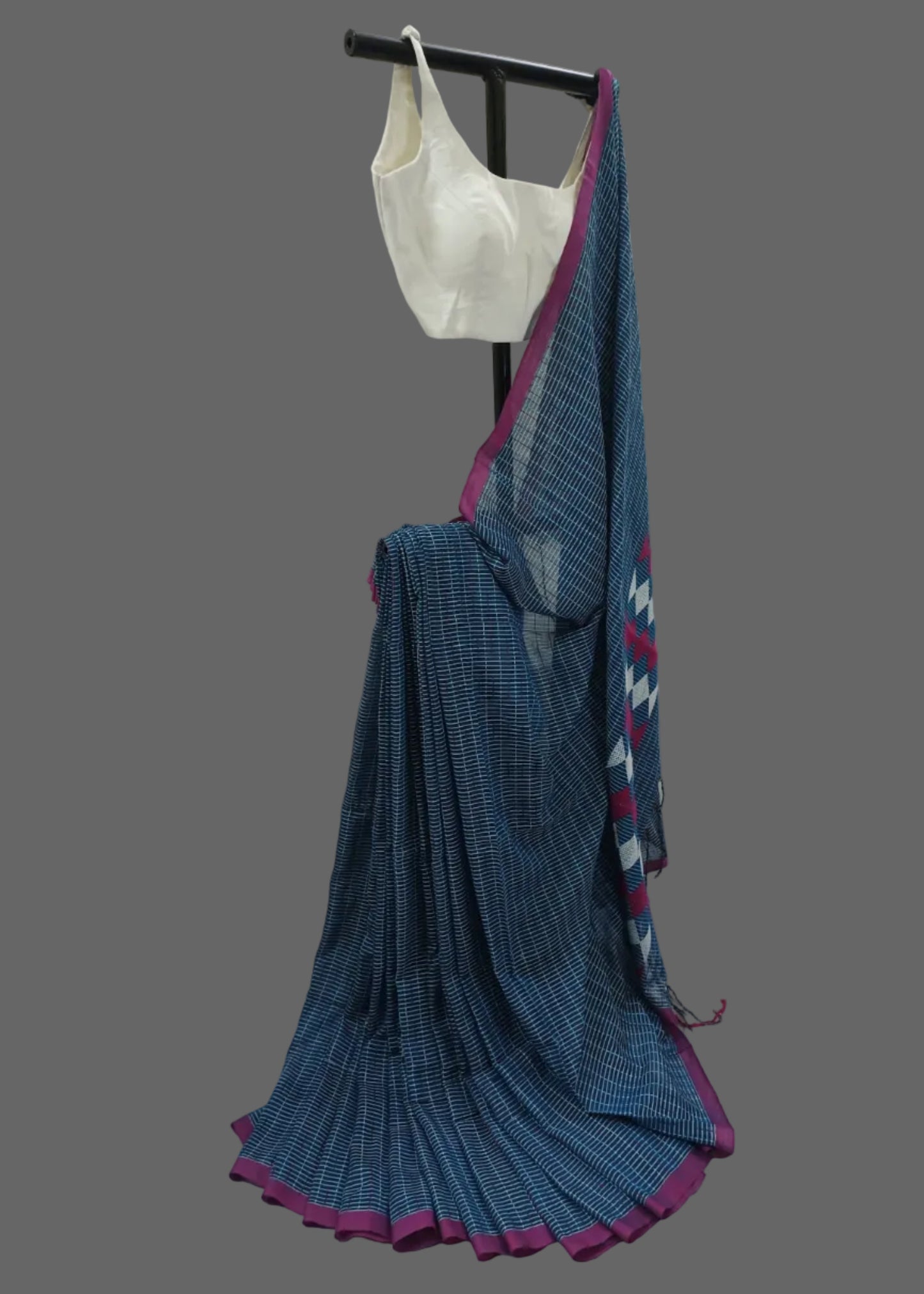 Neel Rekha Kantha Stitch Cotton Saree