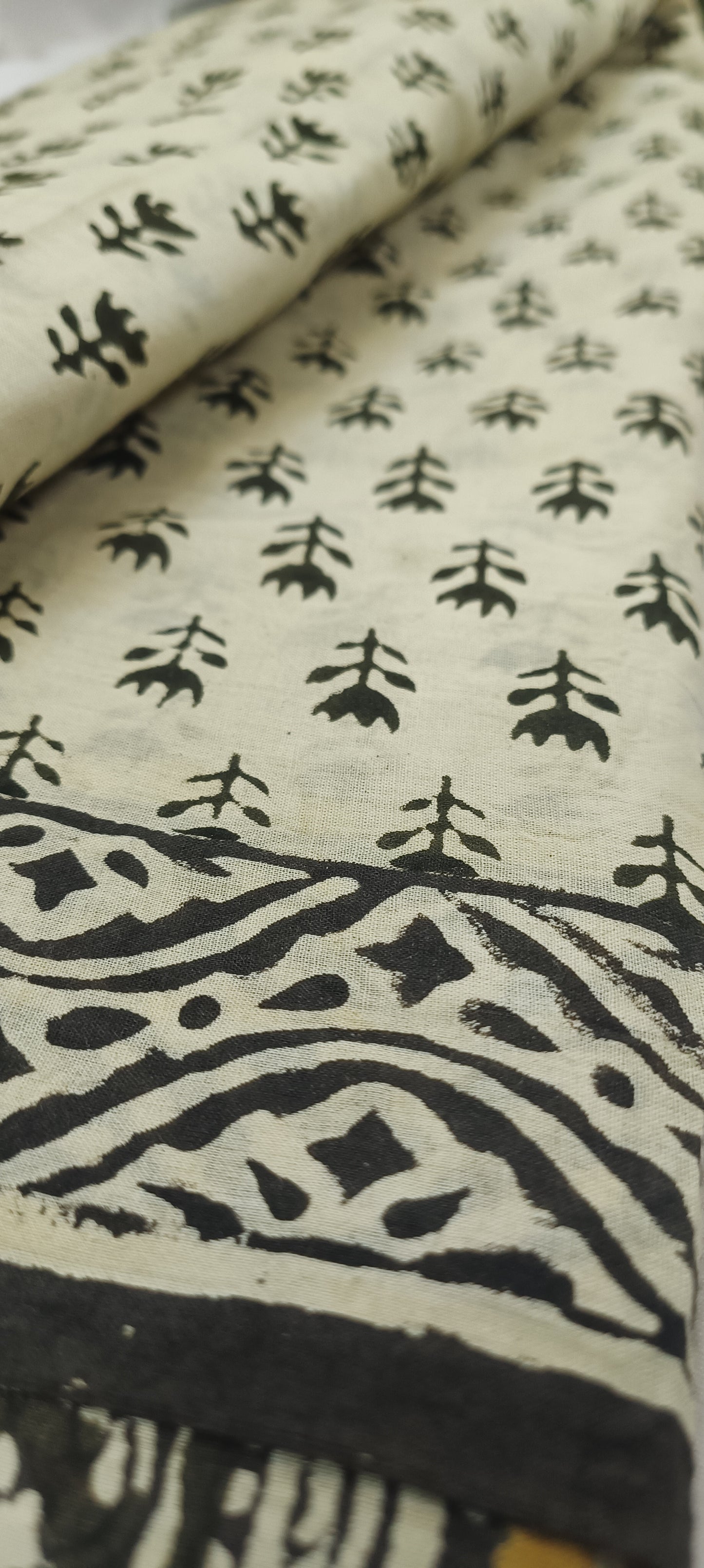 Moon-Ink Maheshwari Dhabu Print Saree