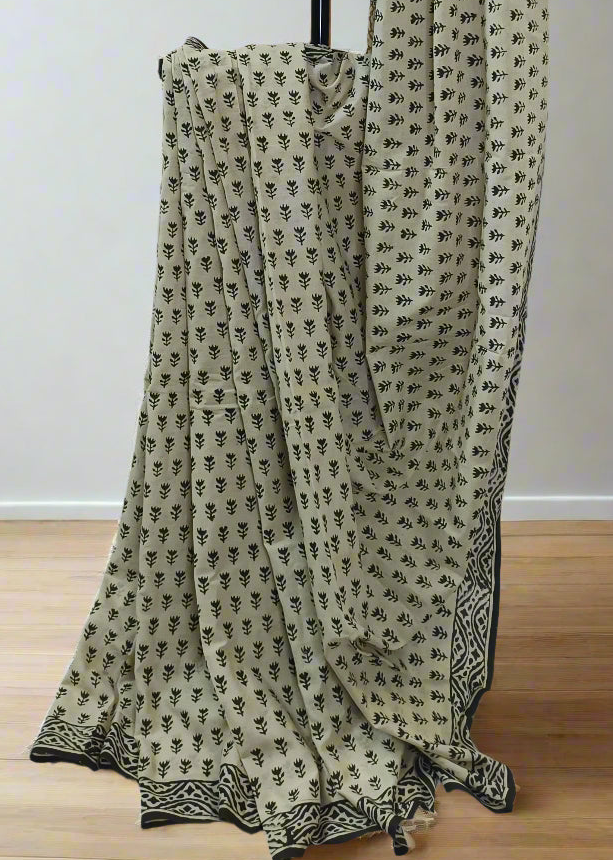 Moon-Ink Maheshwari Dhabu Print Saree