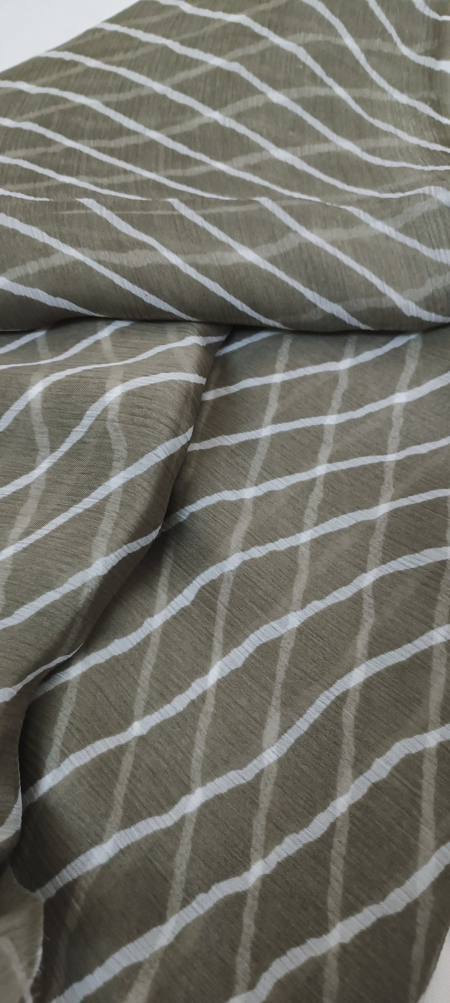 RIMI – Moonsoil Striped Chiffon Saree