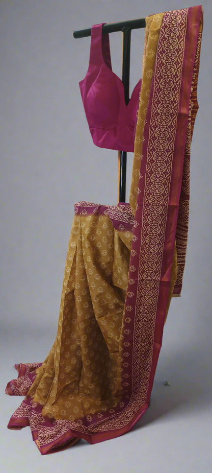 Gulmohar Rust Maheshwari Dhabu Print Saree