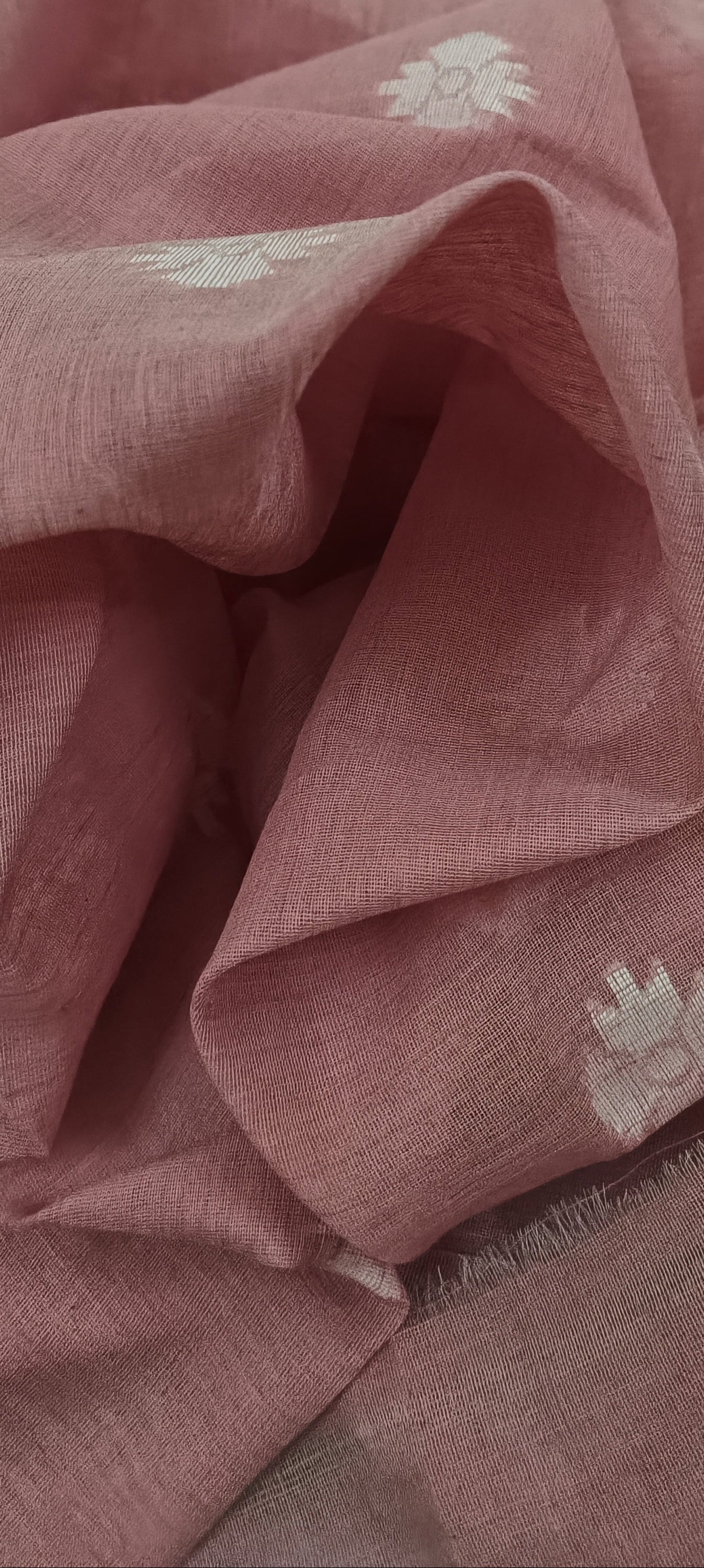 Gulaba Reet Muslin Organza Saree