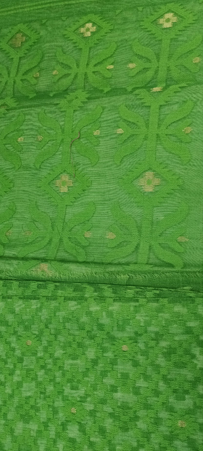 Parrot Whisper Dhakai Taant Saree