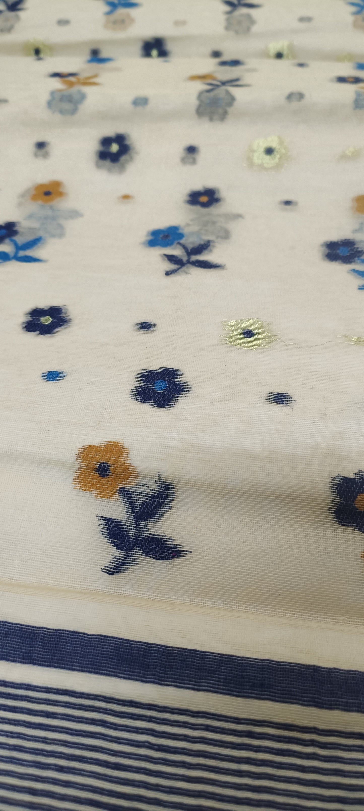 Pushpa Dhuli Dhakai Taant Cotton Saree