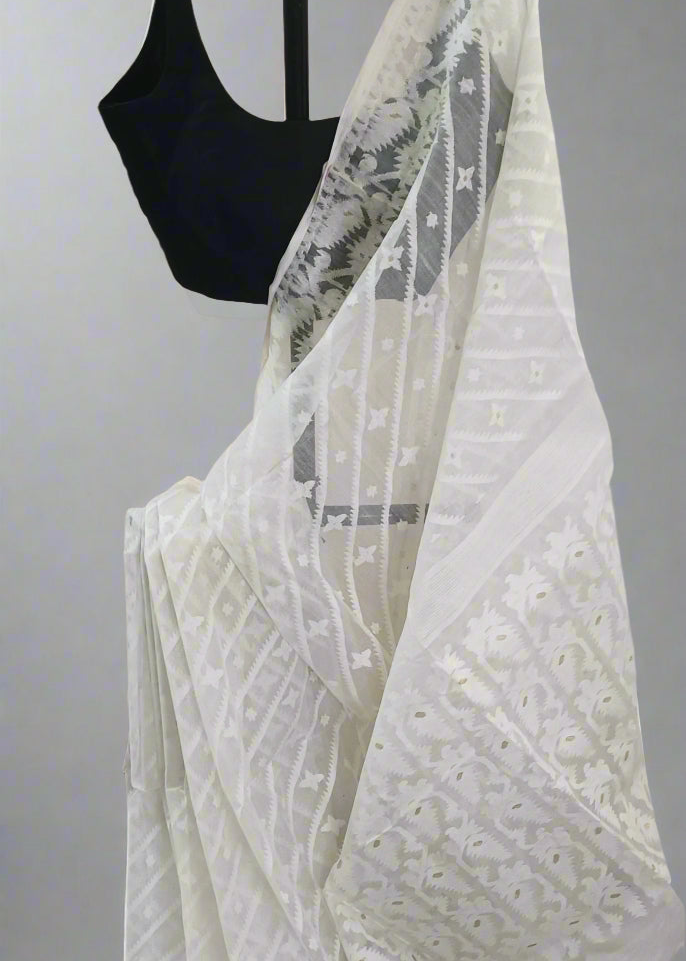 Shwetsona Muslin Dhakai Saree