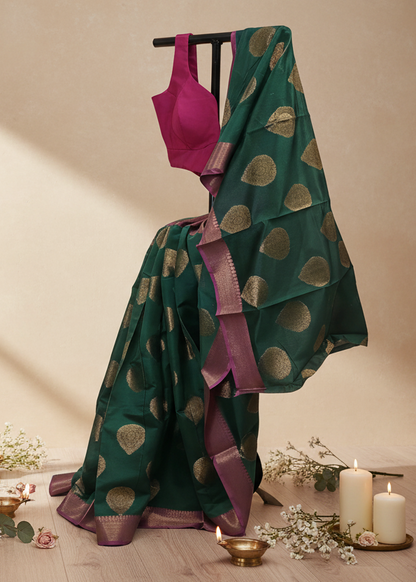 Mehruvana Green Zari Linen Saree
