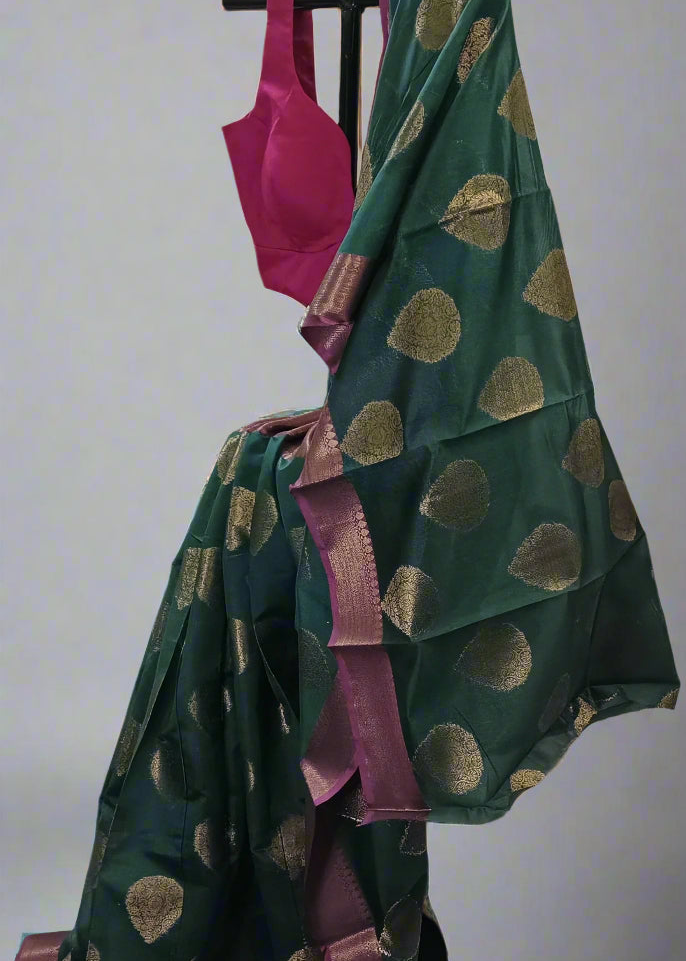 Mehruvana Green Zari Linen Saree