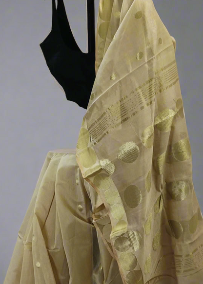 Chha(n)der Baali Dhakai Taant Saree