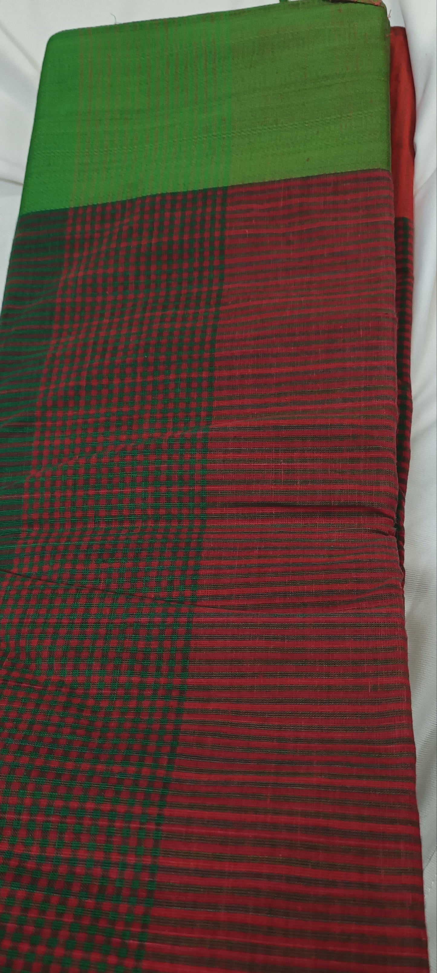 Sindoor Maati Dhakai Taant Saree