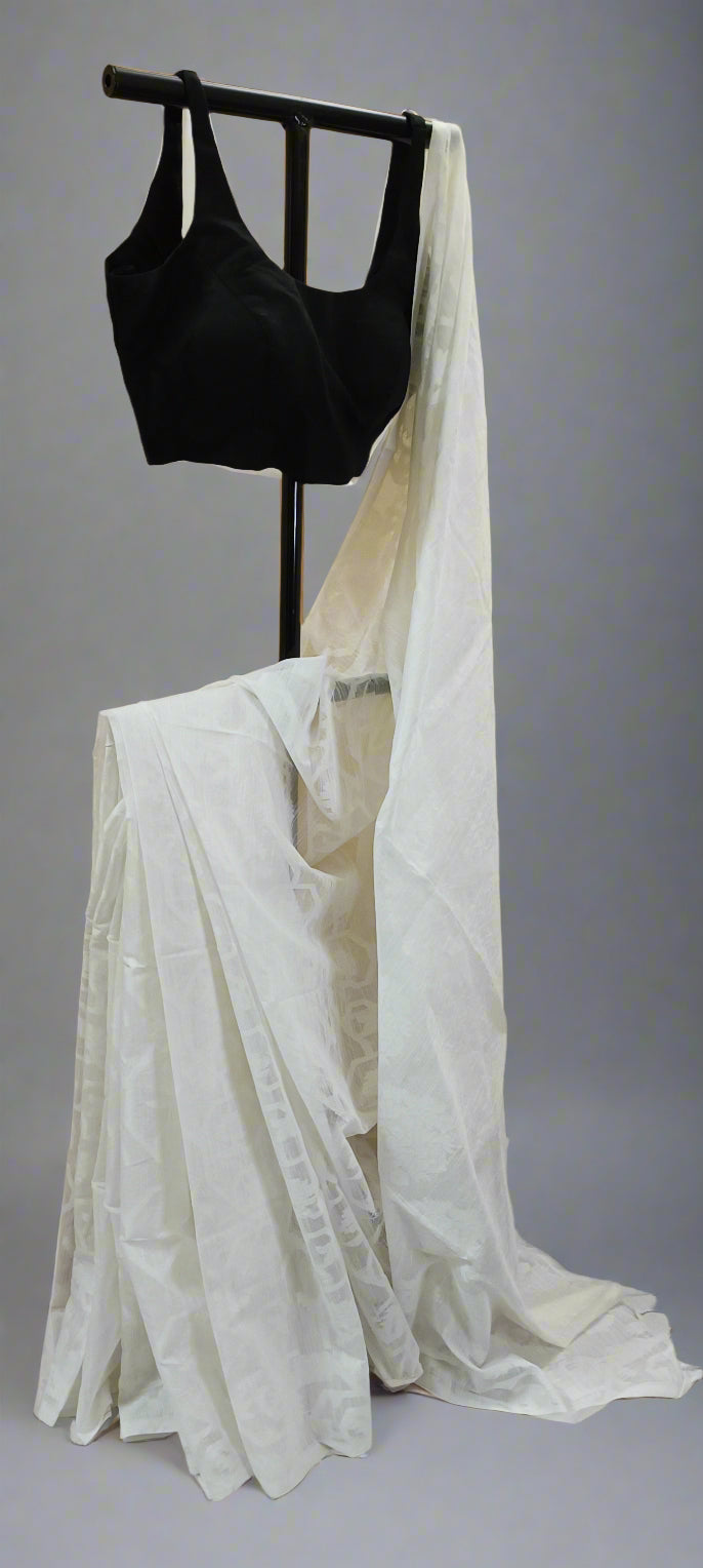 SHAANTIDHAARA White Jamdani Cotton Saree