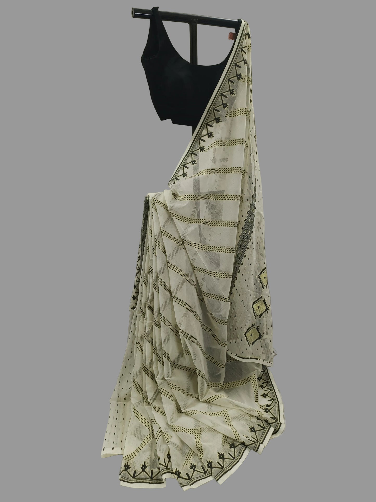Shwet Rekha Soft Jamdani Saree
