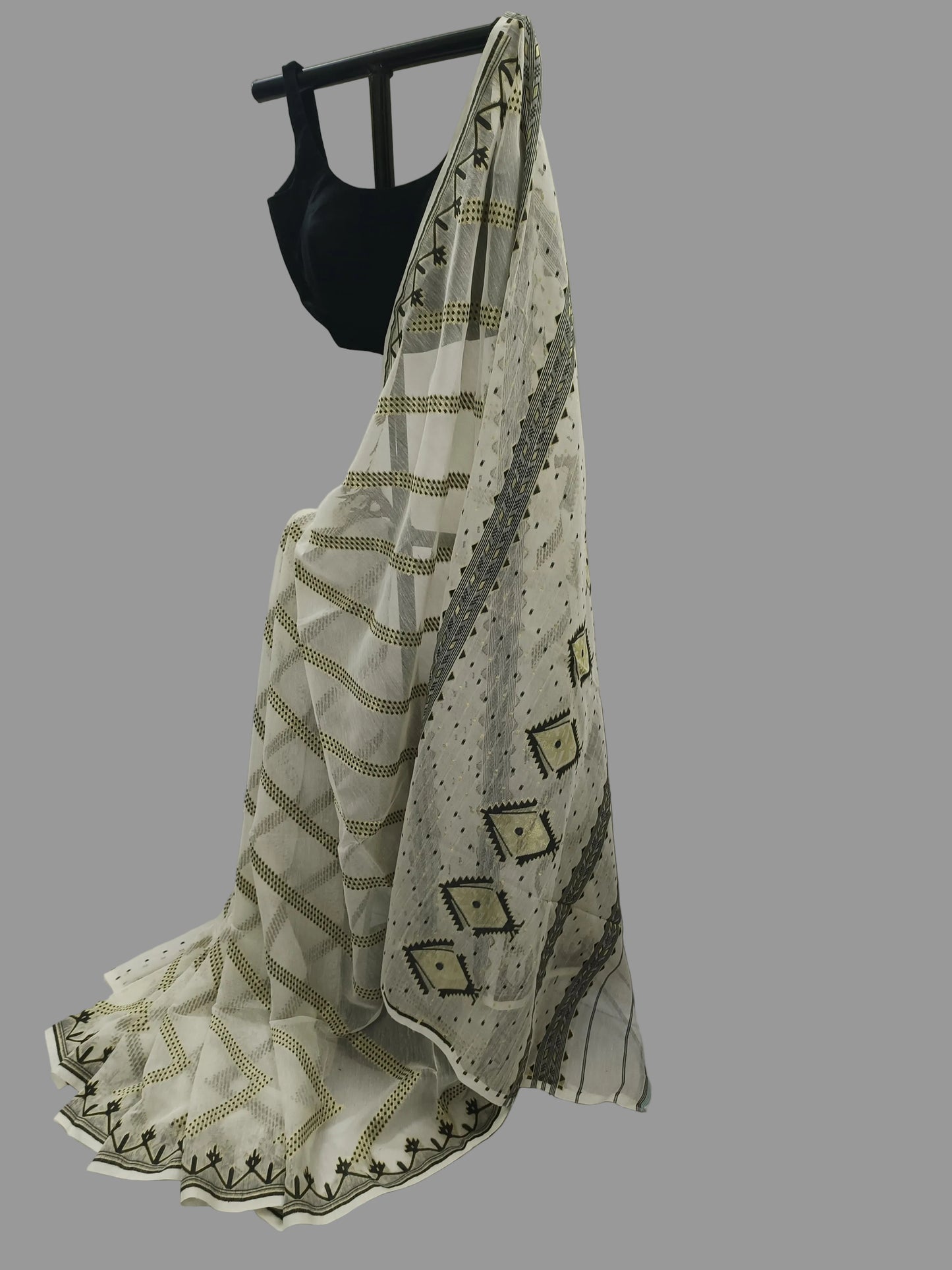 Shwet Rekha Soft Jamdani Saree