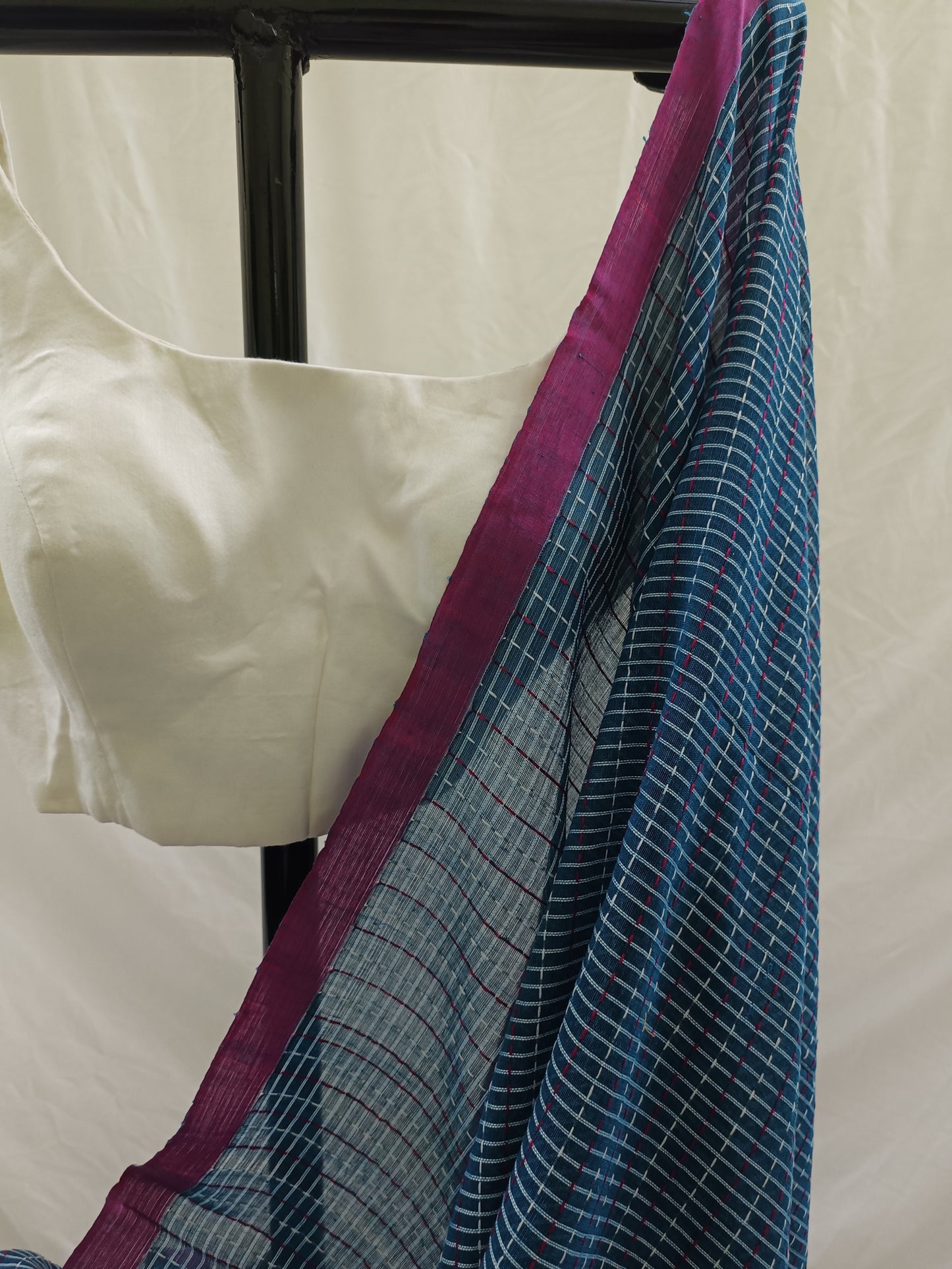 Neel Rekha Kantha Stitch Cotton Saree