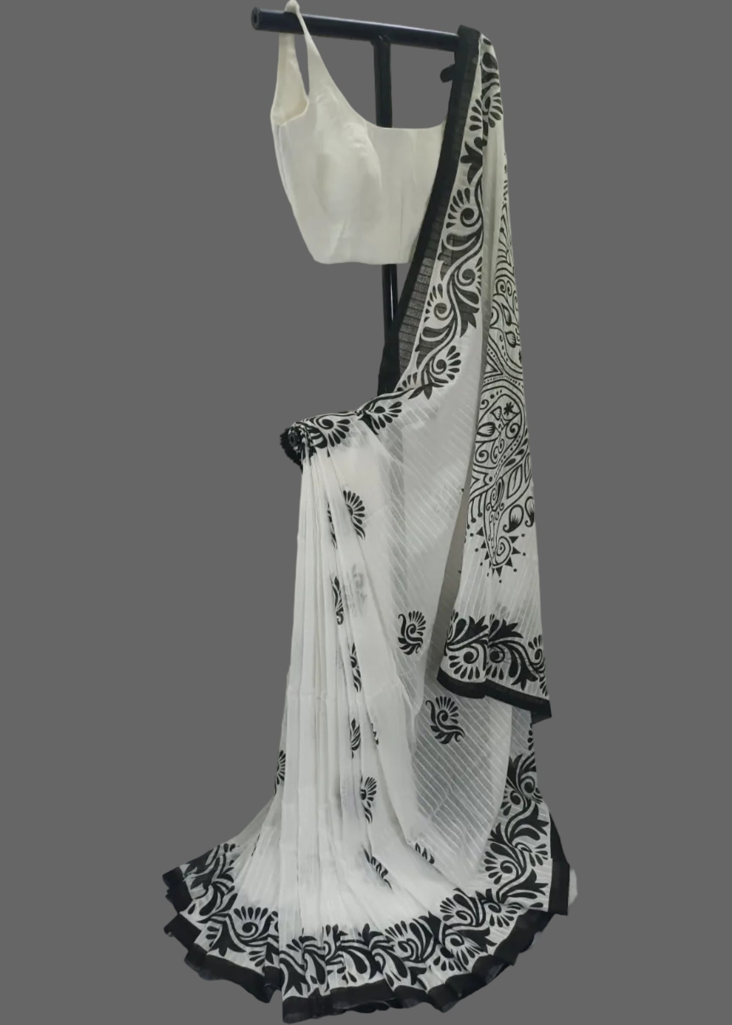 Shwet Rekha Cotton Saree
