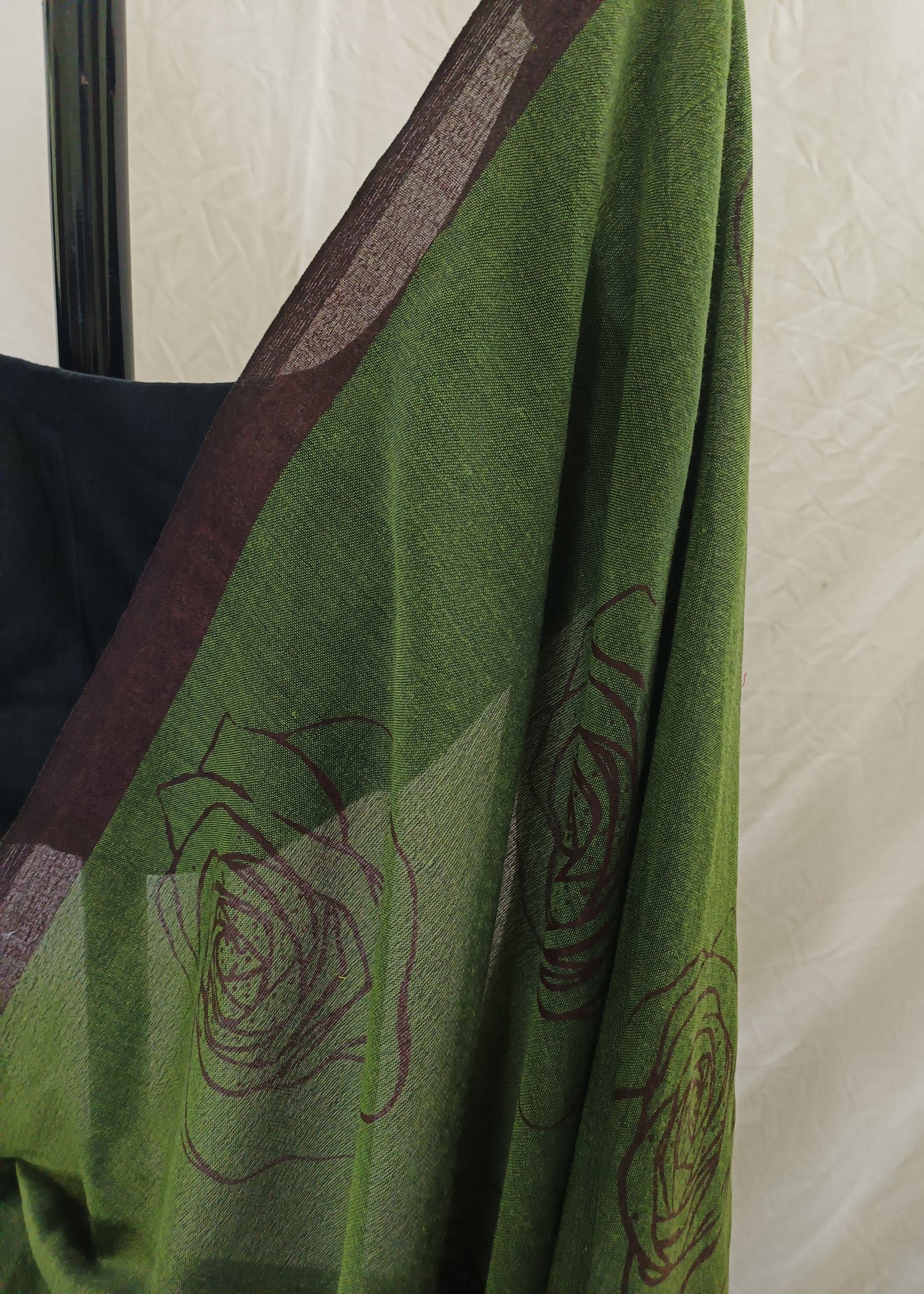 Zariya Forest Rose Cotton Saree