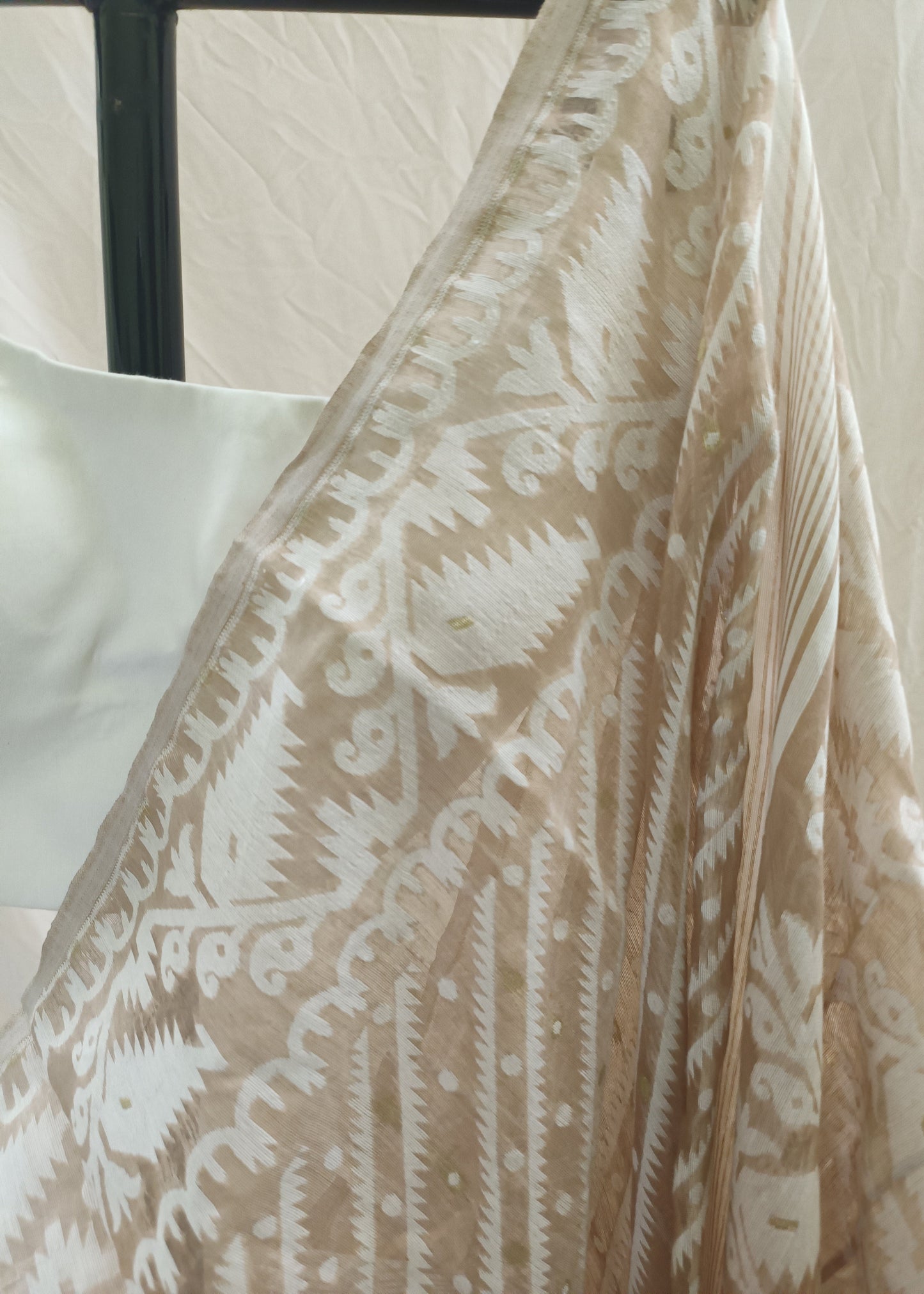Mrinalini Jamdani Cotton Saree