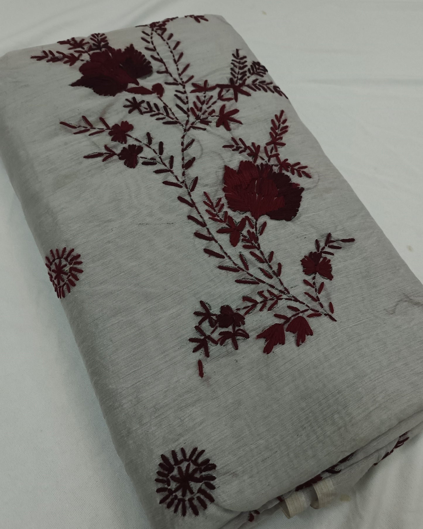 Mrinalini Ivory Threadwork Cotton Saree