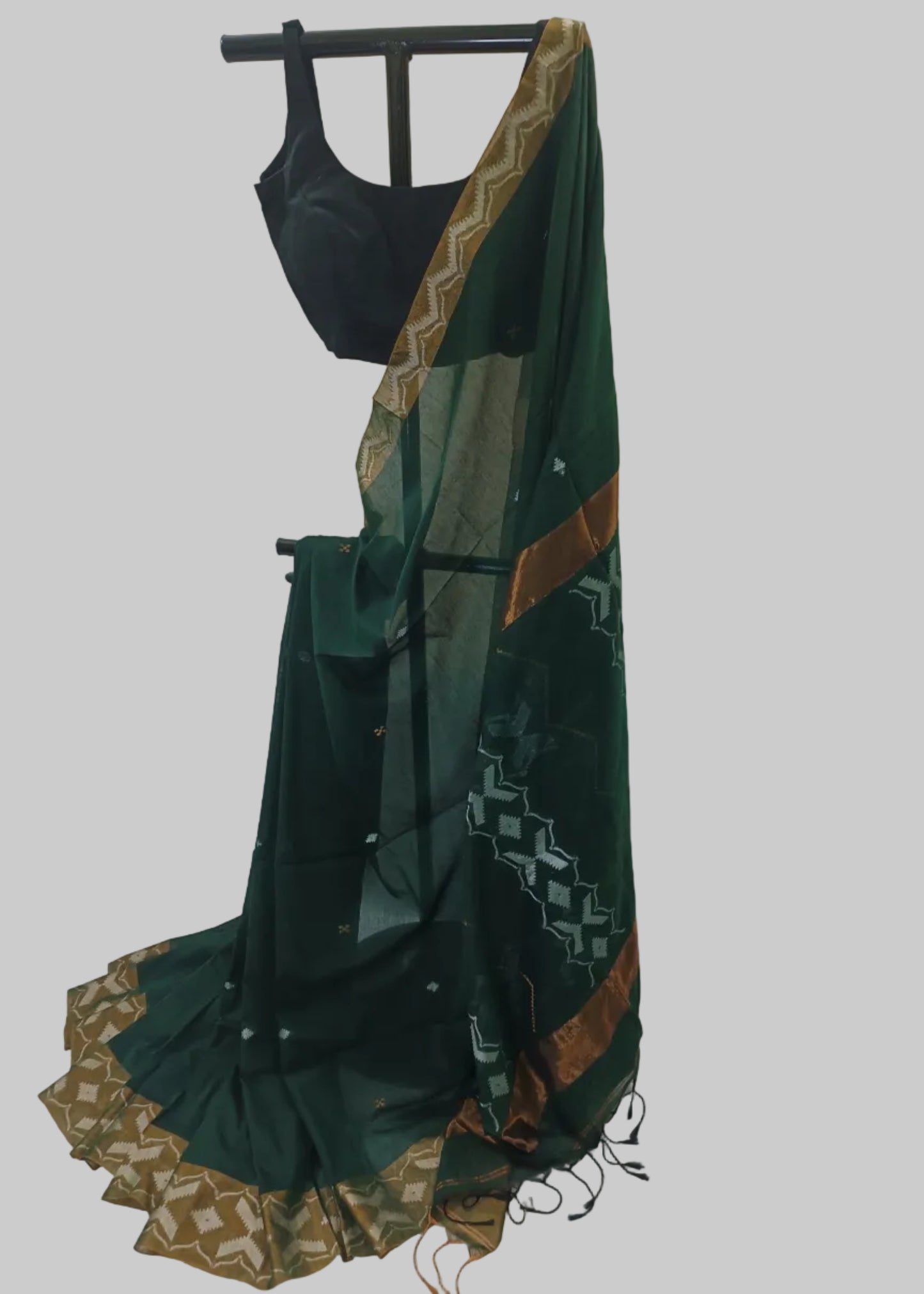 Vanamala Emerald Linen Jamdani Saree