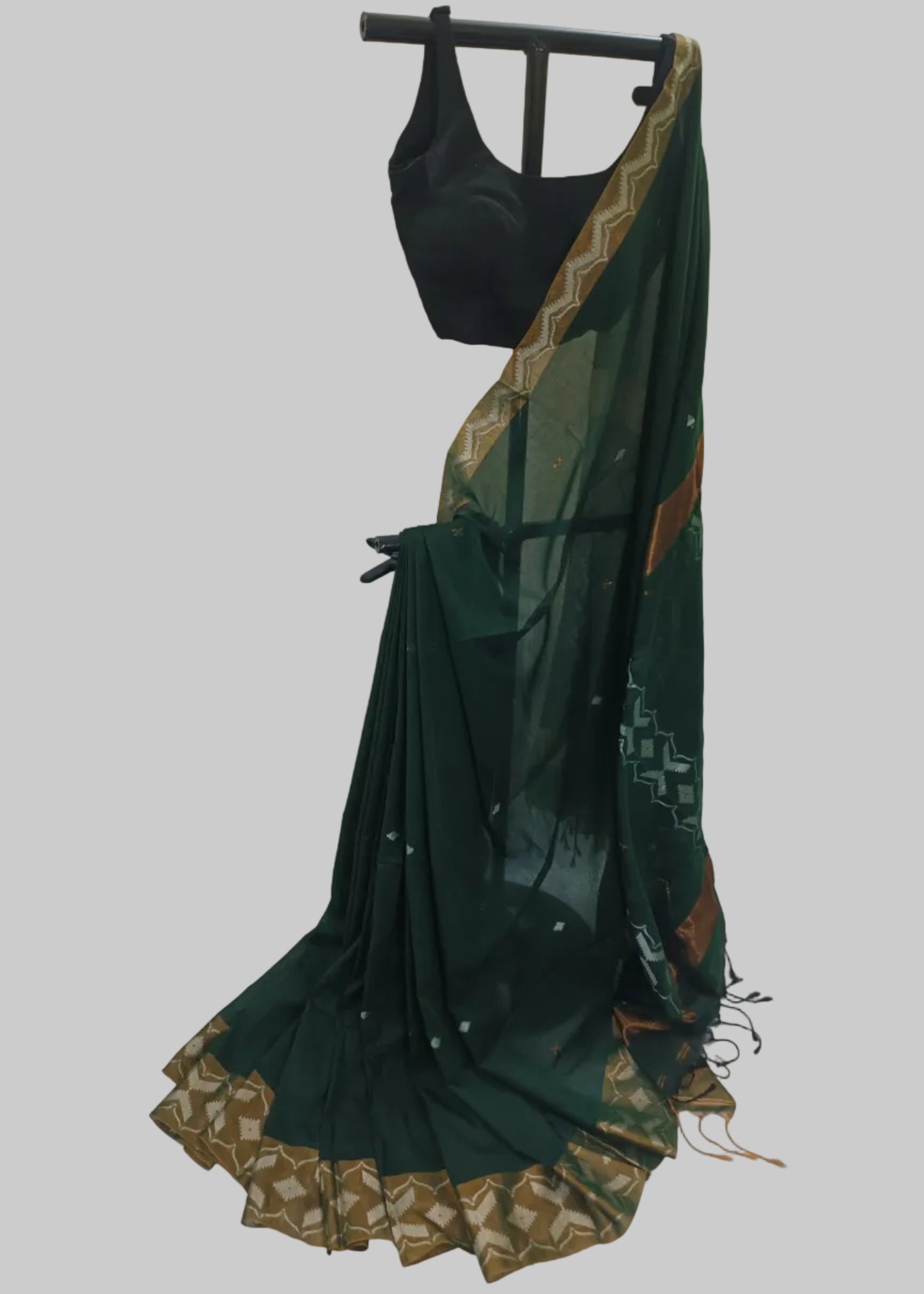 Vanamala Emerald Linen Jamdani Saree