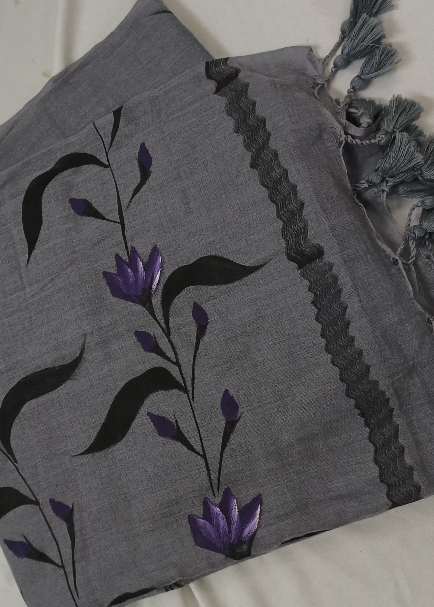 Neelika Grey Mul Cotton Saree