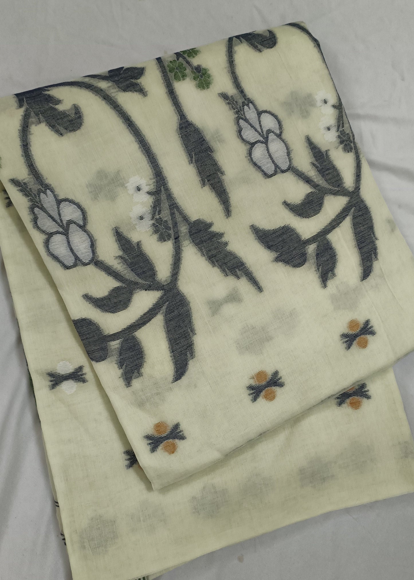 Aavya Ivory Cotton Saree